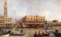 Palazzo Ducale et la Piazza di San Marco Canaletto Venise